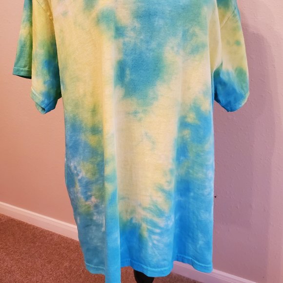 Tie dye boho style, unisex T shirt size Large. 100% cotton. - Picture 5 of 11